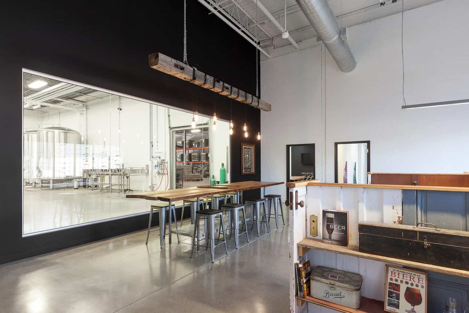 Construction d'une brasserie à Montréal